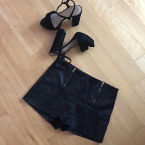 Snakeskin double zipper shorts